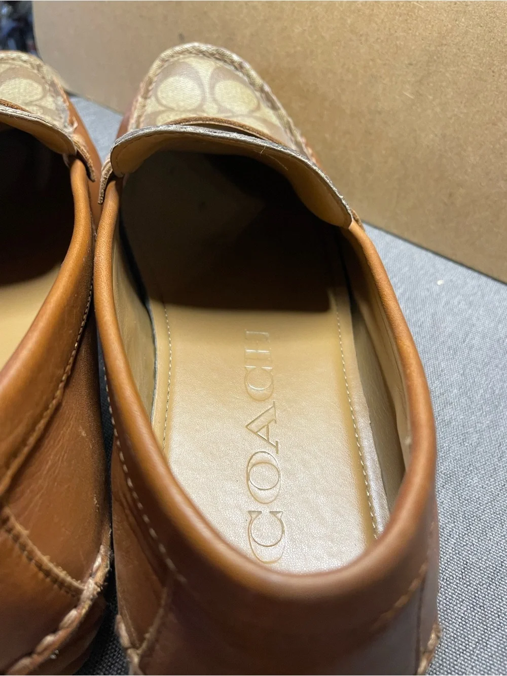 Coach elegant loafers